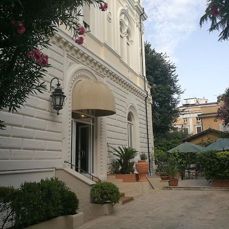Hotel Villa Delle Rose Roma Dış mekan fotoğraf