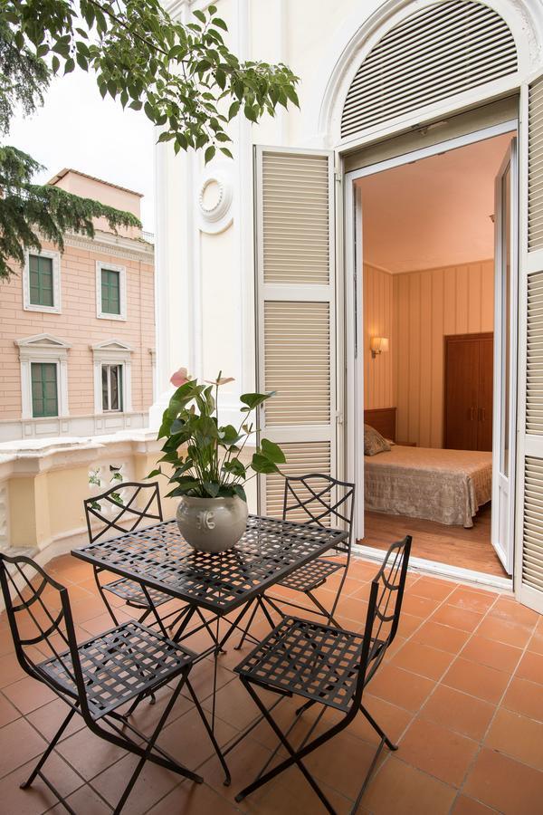 Hotel Villa Delle Rose Roma Dış mekan fotoğraf