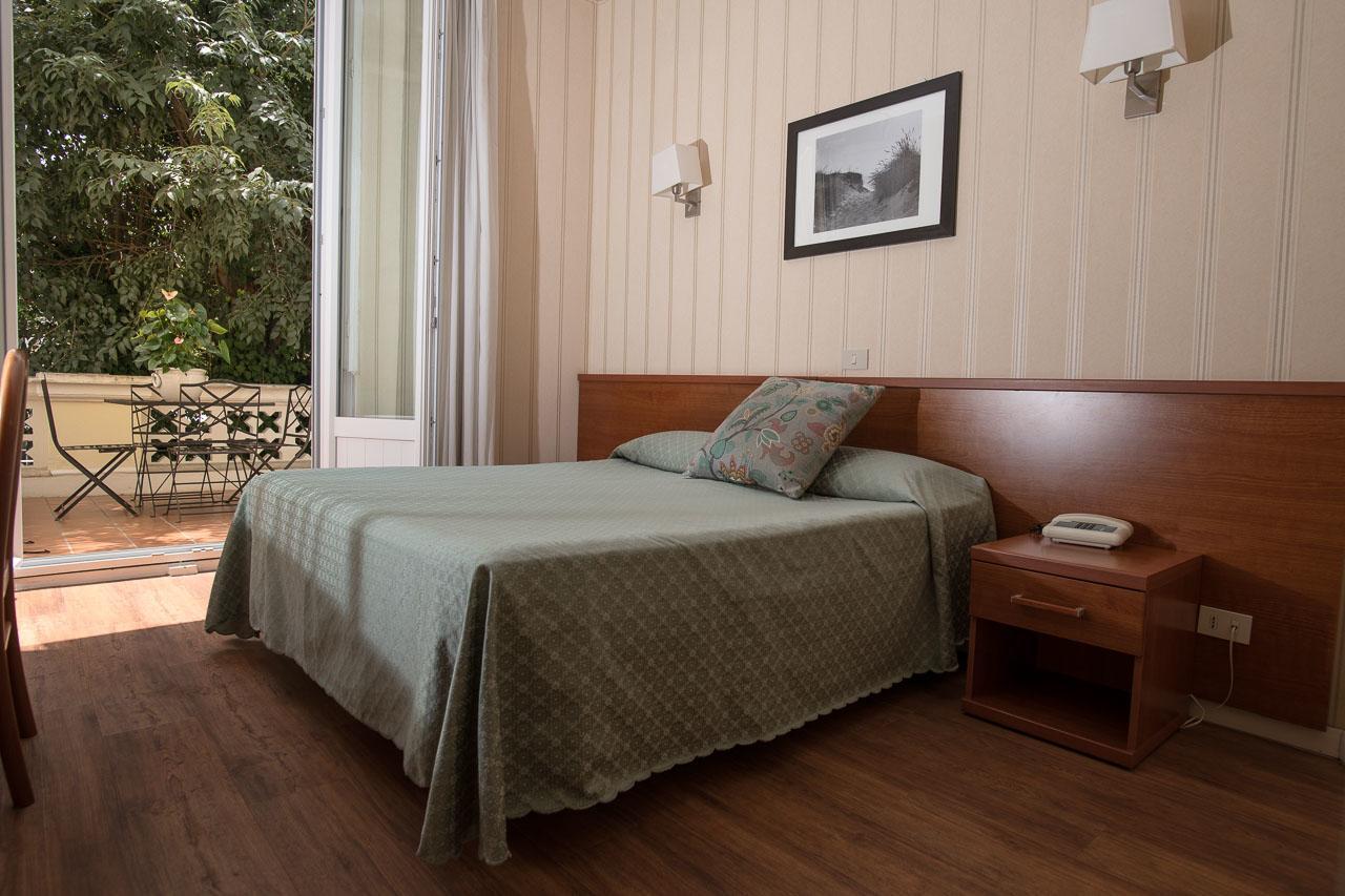 Hotel Villa Delle Rose Roma Dış mekan fotoğraf